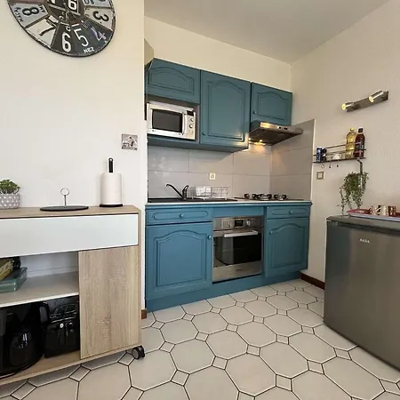 3 Pieces 4 Couchages Trojan Les Bains Sto000-556